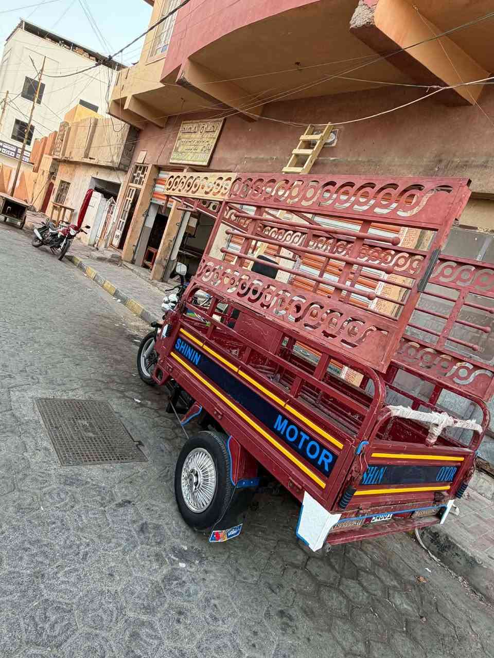 ستوته لبيع مرقمه تحويل ثاني يوم السعر مليونين و800 موديل 2023 ستوته نضيفه كلش مكاني شارع 20 للاتصال على الرقم ***********
