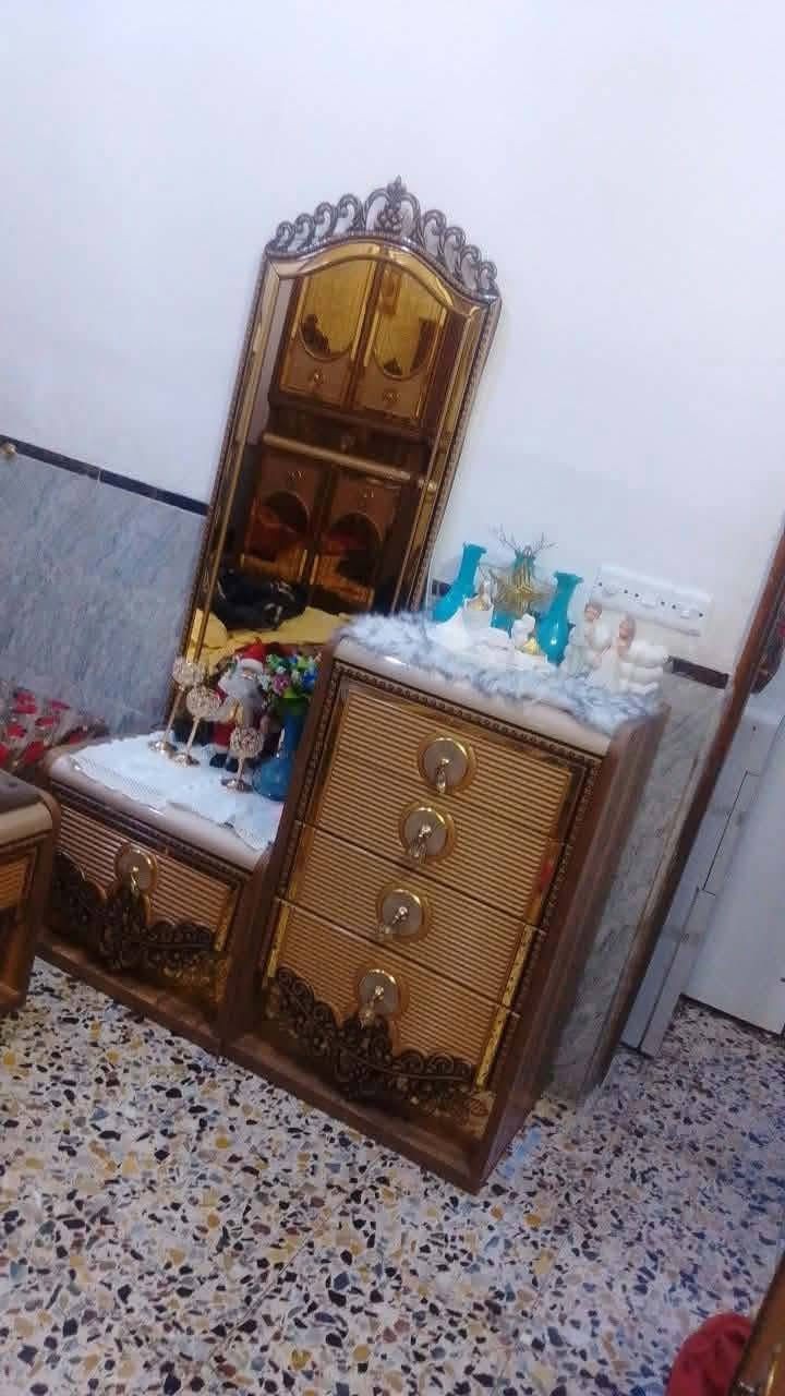 غرفه للبيع • ١٠ قطع • شد ونقل