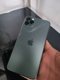 ايفون 11 برو ماكس • ٢٥٦ • ايكلود سليم
