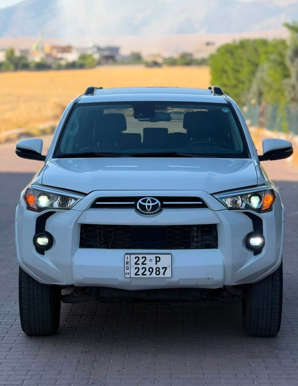 السلام عليكم 
    
TOYOTA  4RUNNER SR5 Prenium 2023✍️
~ تويوتا فور رنر 
~ وارد أمريكا  
~ محرك 6 سلندر  / V6 
~ فئة SR5 Prenium 
~سيارة بوند صبغ  جملغ مبدل بلادي 
~ ايرباك ستيرن و تكمة مرجع بلادي 
~ ماشي  80   الف ميل
~موصفات 1/1 
~ بصمة 
~ تشغيل عن بعد 
~ فتحة ( سيلايت )
~ فور ويل ( 4*4 ) 
~ شاشة كبير  كاميرة دوار 
~ ستيرن هيترة 
~ كاميرة خلفية 
~ داخلية اسود ملكية 
~ رادار أمامي و جانبية 
~ كشن أمامي كهربائية 
~ كشن جلد هيتر
~ لايتات عدسة زينونة 
~تحديد سرعة 
~ حجم تايرات 17 
~ سبعة راكب ( ثلاث مقاعد)
~سيارة مرقم اربيل جاهز تحويل او وكاله نفص يوم
~ رقم شانسي و فيديو سيارة موجود للمنشور 
~ سعر   ( 295  )💰ورقة دولار بيها مجال 🤏
~ مكان عقرة 
 واتساب سورداش *********** 
اسيا ***********
  أخوكم سورداش الهركي
