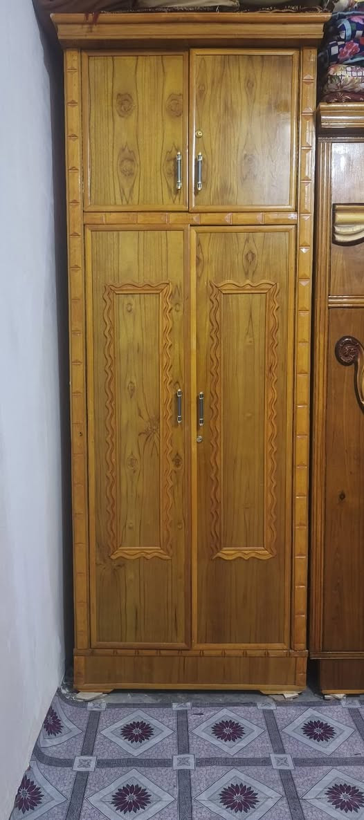 زاويه جديده كلش وبوفيه سعر 130 وبي مجال مكاني حي النصر شارع المسبح واتساب ***********
