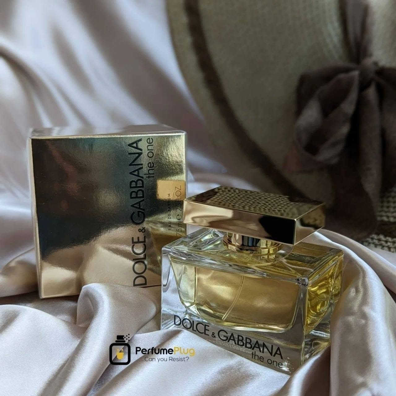 ✨ عطر دانس آند غابرييل ذا ون – DANCE & GABRIEL THE ONE ✨
عطر نسائي أنيق وناعم بتصميم فاخر، مناسب للمرأة اللي تحب العطور الراقية ذات الحضور الجميل واللمسة الأنثوية المميزة. يأتي بحجم 100 مل وبتركيز Eau de Parfum – أو دو بارفان. 

🌸 دانس آند غابرييل ذا ون يتميز بطابع عطري أنثوي يميل إلى الأجواء الزهرية الناعمة، مع إحساس منعش وأنيق يخلي العطر مناسب للاستخدام اليومي وكذلك للمناسبات والطلعات. 

💛 شنو يميز العطر؟
✔️ رائحة أنثوية راقية وناعمة
✔️ مناسب للمرأة اللي تحب العطور الملفتة بدون ما تكون مزعجة
✔️ حجم 100 مل مناسب للاستخدام المستمر
✔️ تصميم القنينة والعلبة يعطي إحساس بالفخامة والأناقة
✔️ مناسب للدوام، الطلعات، الزيارات والمناسبات
✔️ اختيار حلو كهدية لمحبات العطور النسائية 🌷

السعر ١٠ الالف 
🚘يوجد خدمة توصيل لجميع محافظات العراق ٤ الاف🚘 

📦 للحجز والطلب:

📲 واتساب أو اتصال: ***********
💌 أو مراسلة الصفحة مباشرةً

✨ MIXA STORE | كل اللي تحتاجينه بمكان واحد
