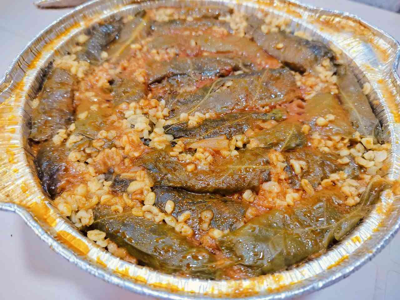 مساء الخير زبائني 🌹🌷 🌹 
طلبياتكم من مطبخي 
يتوفر 
دولمه ...كبب رز....ورق عنب..... بمبارات وحمص....دجاج على تمن.....كبب جريش....صفيحه لحم...زعتر...جبن...خضار....
اي اكله تحبوها اجهزه
توصيلنا سريع لحد باب البيت
للاتصال***********
اوخاص
واتساب ايضا موجود
