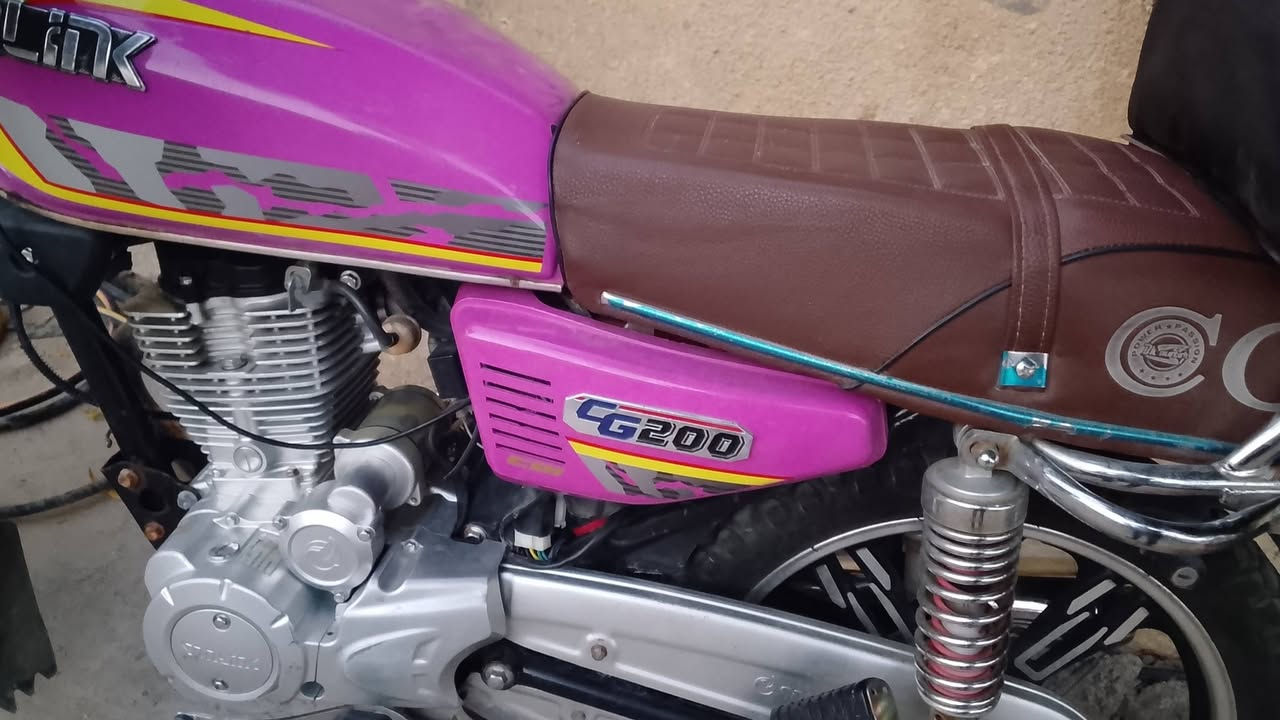 دراجه ايراني 5 مكينه 2000 موديل 24 فقط كلجات سعر 550 وبيه مجال ***********

