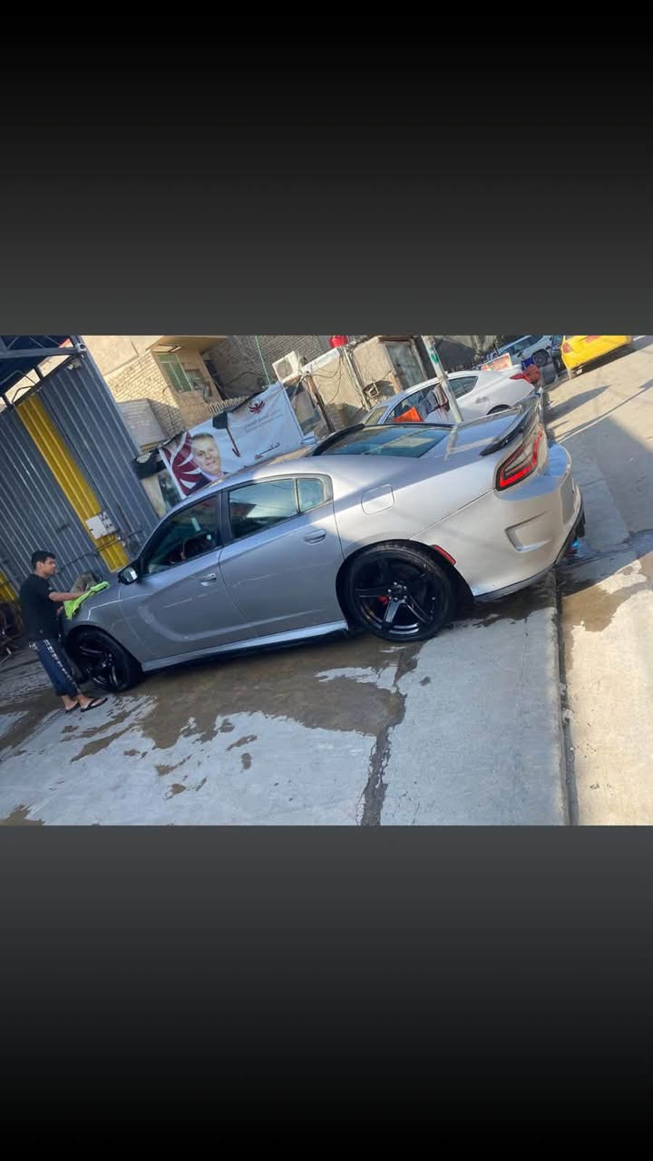 السلام عليكم جاجر ١٥ للبيع محرك 3600سياره بسمي حادثه جاملغ مثل ما موضح بالصوره السعر ١٥٠ مكاني بغداد العطيفيه رقم ***********

