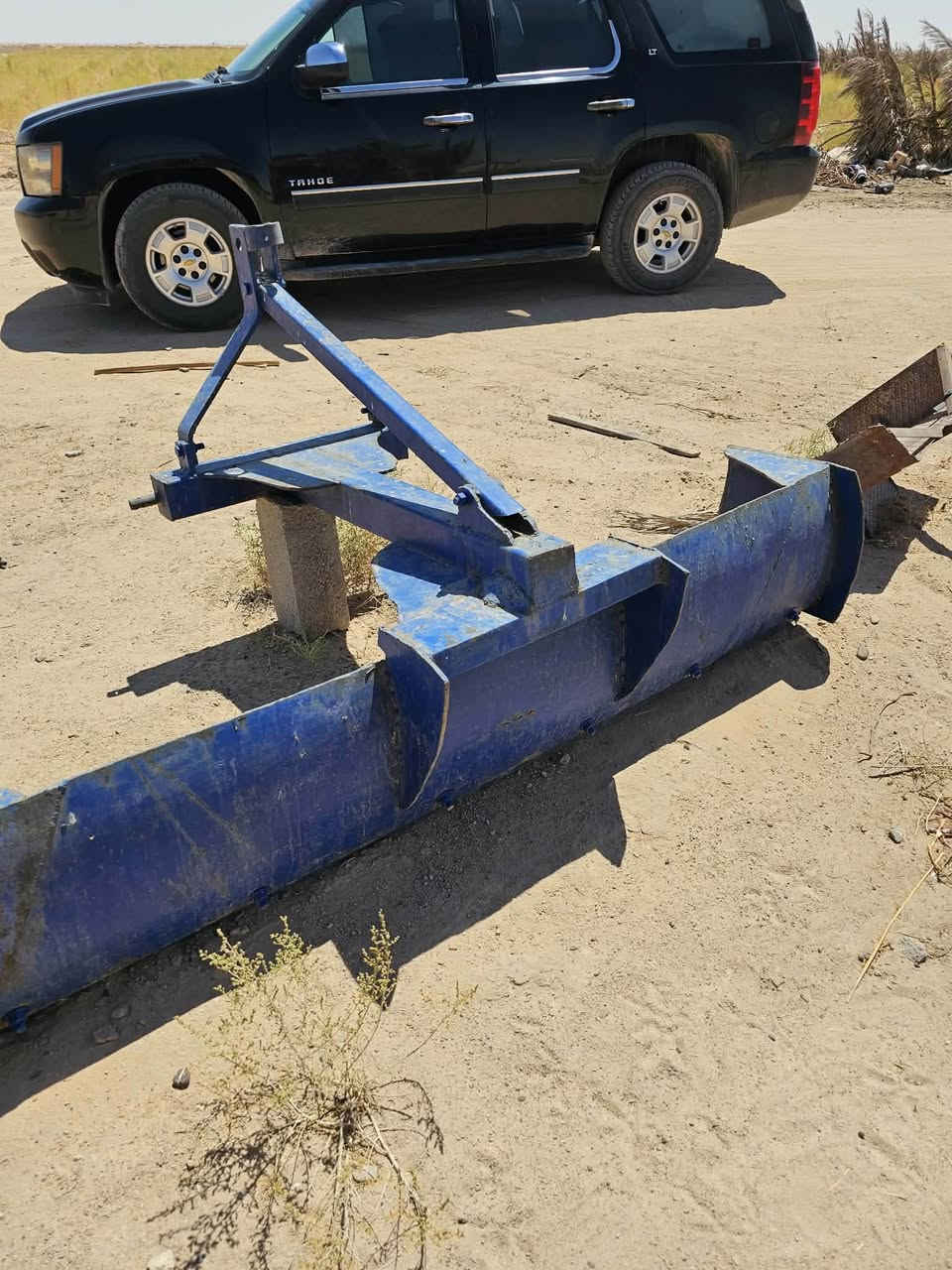 السلام عليكم معدلان جديد العرض ثنين متر سجينة كريدر حادة
ومرازة جديدة غير مستخدمة مكانهم بالنجف على الطريق الاستراتيجي 

***********
