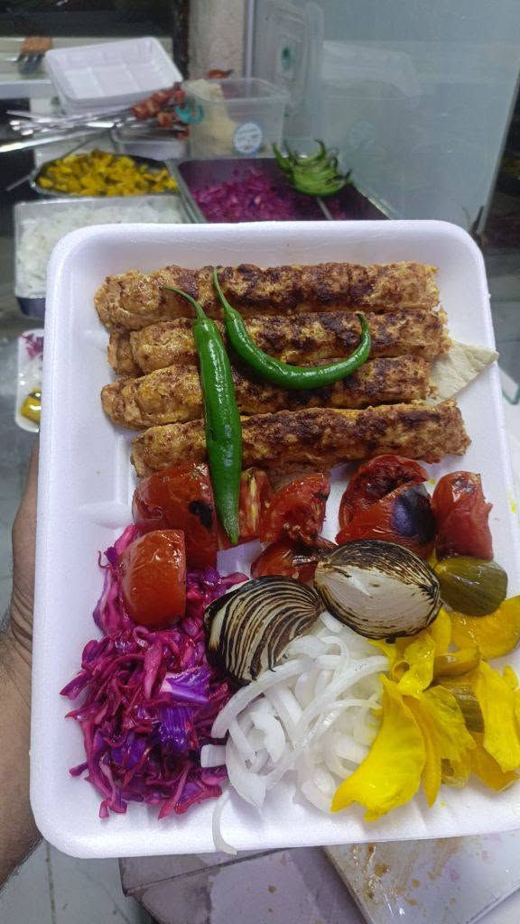 🤩😍
مطعم # مشويات سرمدي 
يوجد لدينا  كباب بالكيلوات 
كباب لحم  /٢٢الف لحم عراقي سفري 
كباب دجاج /١٢ الف سفري /١٦ شيش
تكه دجاج /١٠ الف 
اجنحه / ١٠ الف
تكه لحم /٢٠ الف 
مقبلات كامل وياه مجاني 

العنوان : كركوك - حي الخضراء قرب جامع اهل البيت 
توصيل كافة مناطق كركوك 
#للحجز ***********
*********** واتساب
