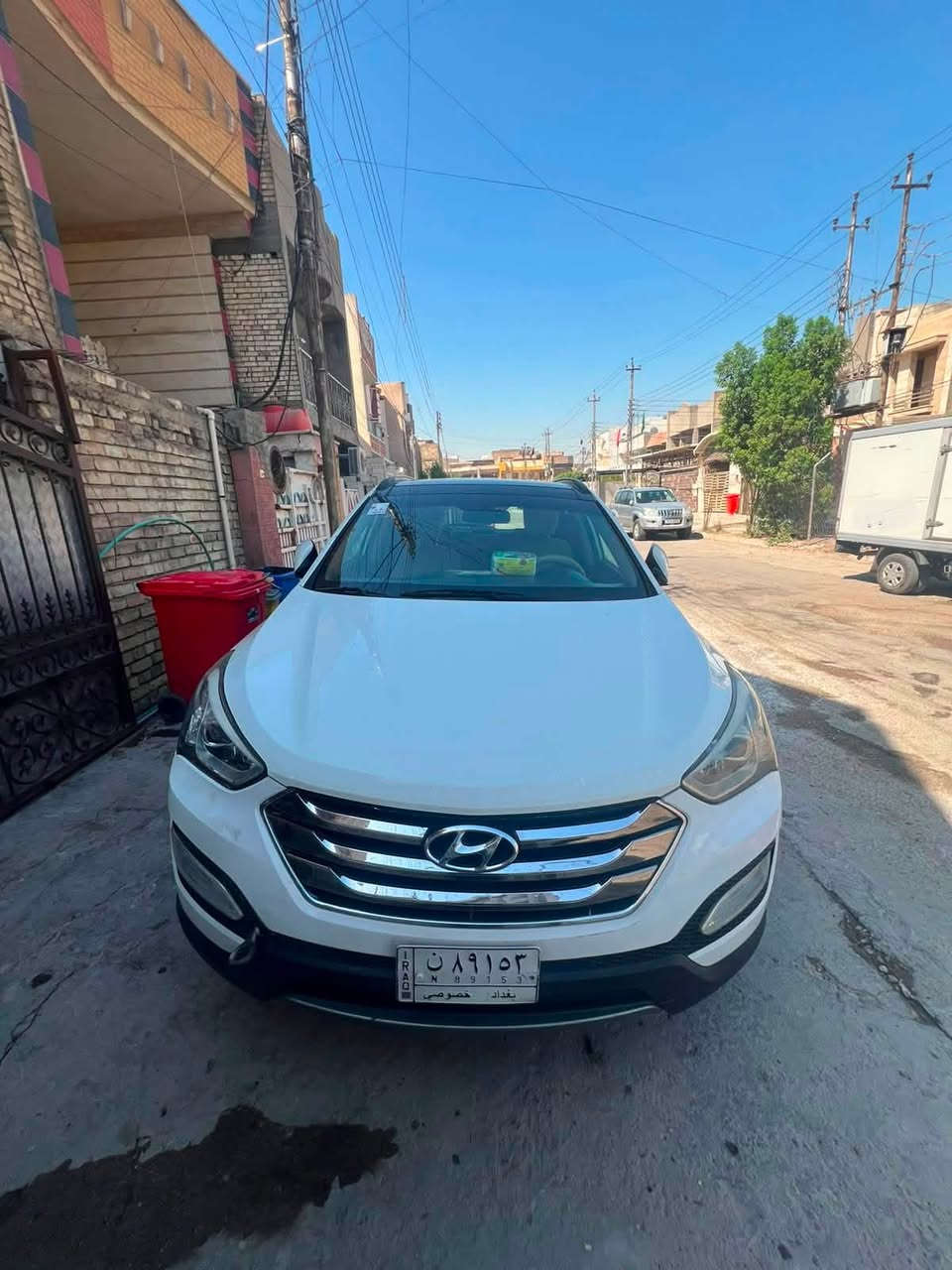 سلام عليكم سنتافيا خليجي٢٠١٣ فول مواصفات بنوراما
تحكم ستيرن جهتين تبريد ثلاث قطع شاشه كاميرا كشنات كهربائي محرك ٣٣٠٠ سياره بيه طخة وصبغ جاملخين اماميه وباب السائق / باسمي السيارة والشرط التحويل والسونر رقم بغداد الماني السعر ١٥٥٠٠٠ دولار يعني دفتر وخمسة وخمسون ورقه اتصال واستفسار على الرقم ***********بغداد البلديات وموقع  يو ان شارع ٣٠
