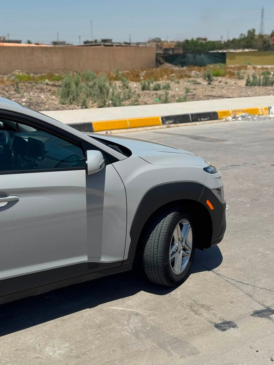 السلام عليكم
هونداي كونا للبيع فقط 

وارد أمريكي ضرر قبق جنطه فقط 

ماشيه ٧٥ الف 

لون سموك سمنتي 

شاشه كبير كار بلي 

مكينه ألفين دوش 

كير at مو cvt

عنوانها ديالى بعقوبة التحرير 

السعر ١٤٠ وبيها مجال قليل كلش 

للاستفسار على الرقم ‭***********
