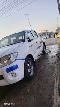 هايلوكس • ٢٠٨