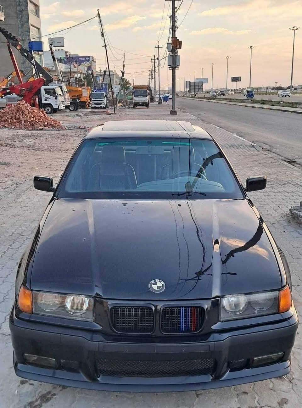 👋🏻E36 للبيع 🚗
BMW E36 M54 Dual vanos
محرك 2.5 دبل فانوس 
سياره حلوه و نظيفة 👍🏻 ( رقم بغداد / سنوية سارية )
للتفاصيل الكاملة او استفسار ال واتس اب مفتوح
*********** ✅
( سبب للبيع: السفر )
