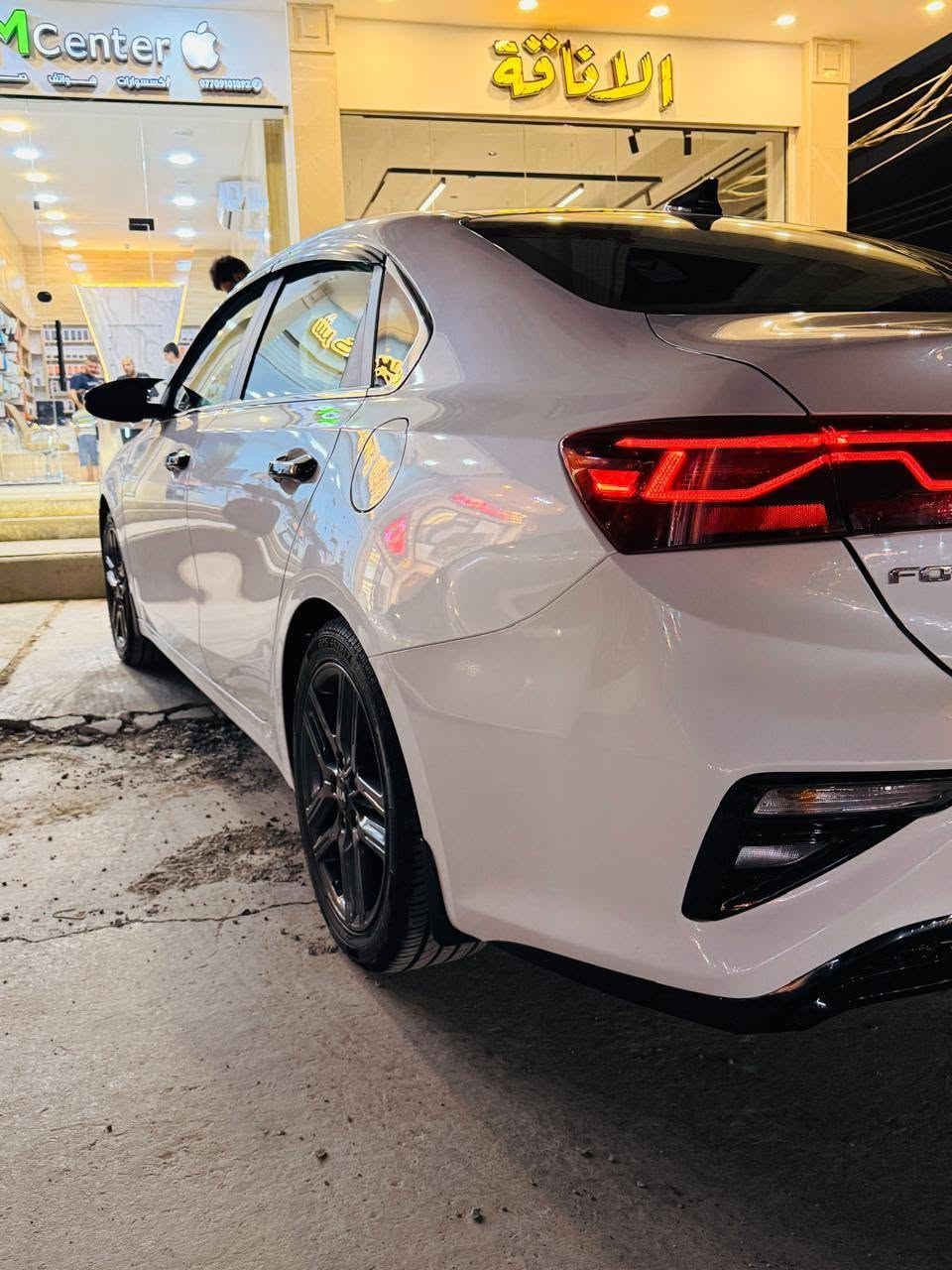 🚘 للبيع: كيا فورتي 2021 – Kia Forte
✨ الفئة: EX
🔹 المحرك: 4 سلندر – 2000 دوش
🔹 الموديل: 2021
🔹 السيارة نظافة 100%

💰 السعر: 148 ورقة
📌 البيع نقداً

📞 للتواصل والاستفسار:
واتساب أو اتصال: ***********

🔹 للجادين فقط، أهلاً وسهلاً بالجميع 🌹
