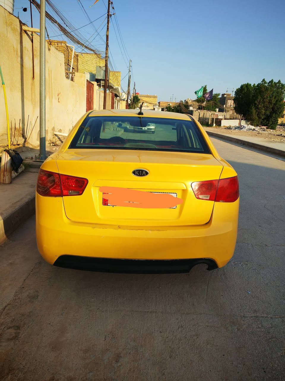 فورتي ١٢
كفاله مكينه وكير وحداديه
وارد أمريكي ضربته جاملغ خلفي 
مصفره هيئه وغرامات
رقم بغداد 
السعر ٨٥وبيها مجال 
العنوان ذي قار الغراف 

للاتصال ***********
