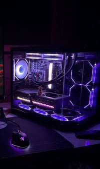 R5 9600X • RX 9060XT 16G • رام 32G 6400