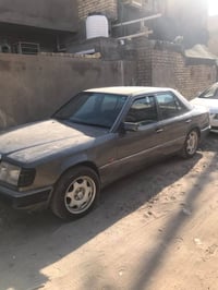 مرسديس دب • ١٩٨٦ • رقم انكليزي