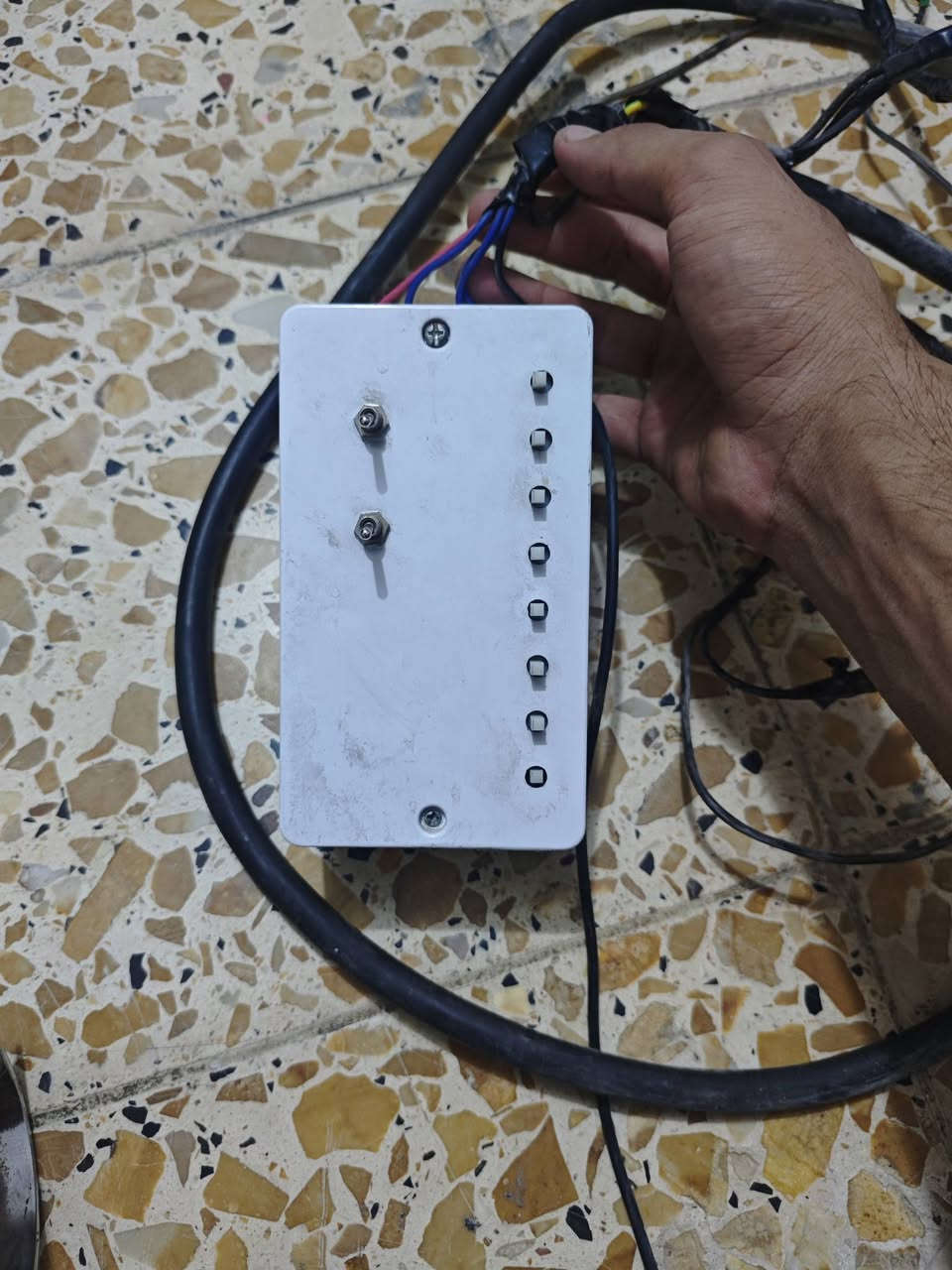 س ع
هورن ميلاد 64 دكه شغال 
سعره اتصل ‏‪***********‬‏ 
كربلاء
