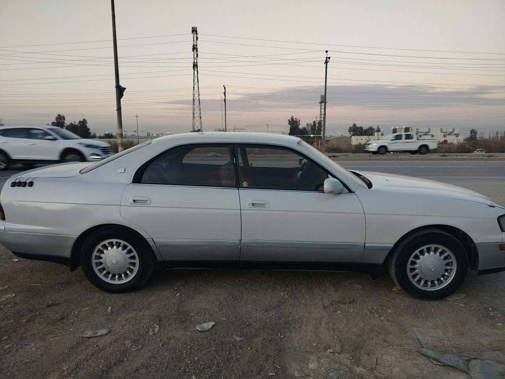 السلام عليكم
تويوتا كراون بطة موديل 2000
رقم انكليزي هزه جديدة
عندي وكالة عامة ام الباركود شرط المداور
السيارة معمرة ستوها
كير ومكينه مكفولات تبريد ما يشتغل
مكان السيارة بالنجف في الكوفة سعرها 38
*********** النجف, العراق
