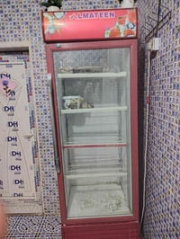 ثلاجة • حجم كبير • جديدة