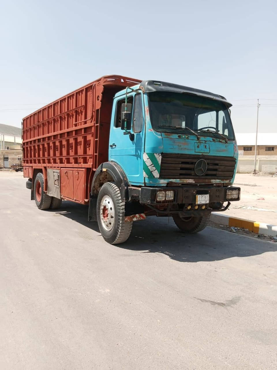 سلام عليكم البي البيع موديل ٧٥ كير ٢٥ محرك ٢٥ مكان سياره ناصريه ***********
