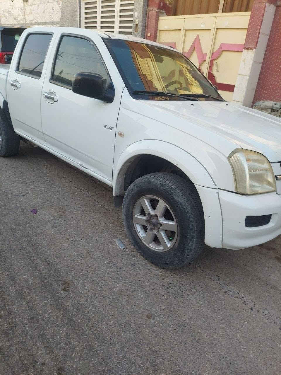 للبيع،، بيكم لوف 2005

 محرك جديد 6 سلندر
تبريد شغال
قشرة نظيفة
كير عادي
📍 الأرقام: نجف

💰 السعر: ٥٥ ورقه وبي مجال

للاستفسار والتواصل:
📞 *********** النجف, العراق
