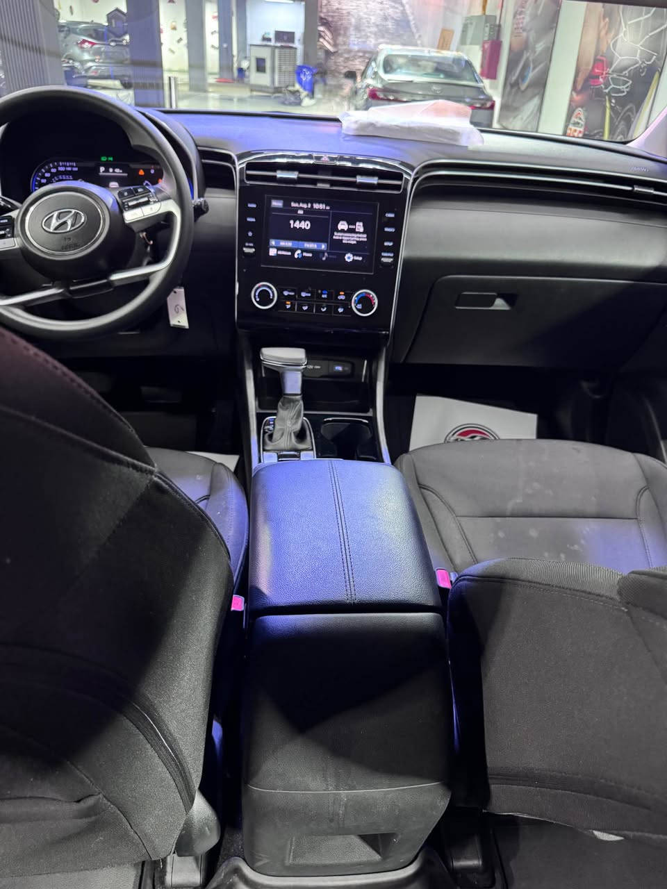 Hyundai tucson 
هيونداي توكسون 2024
اللون اسود ملكي
بدون دواخل 
ربع شبر بيها تكحيل راس جاملخات القدام
جاهزة 100/100
تترقم شمالي 
ايرباك الستيرنگ مسستم
اربيل / شركة الوتين
موبايل ***********
موبايل ***********
السعر 163$مجال بسيط 
واتساب اجاوب او اتصال مباشر أربيل, العراق

