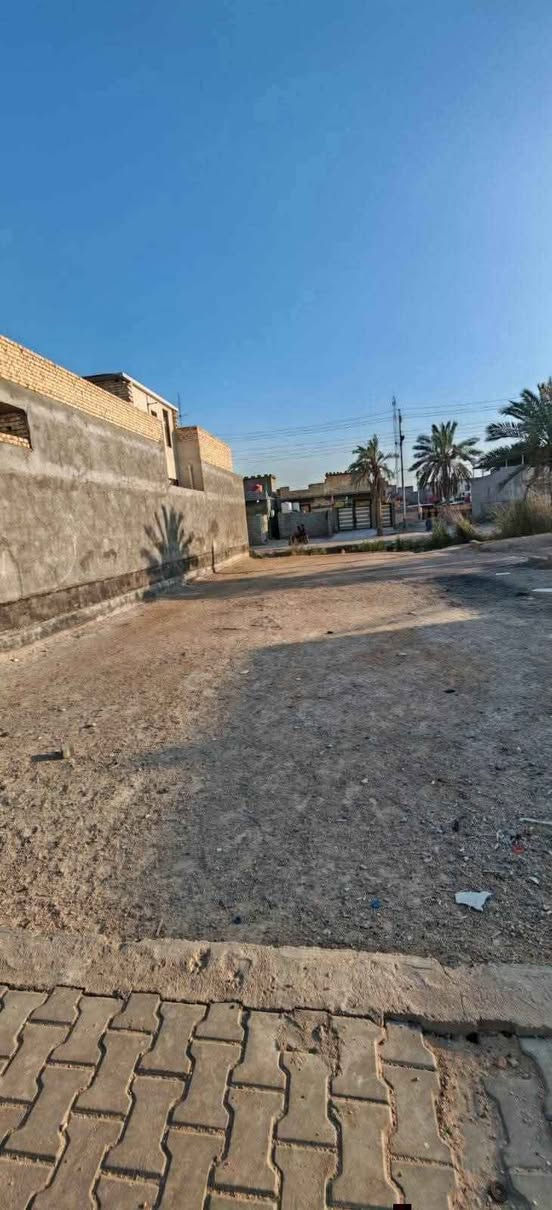 🔴 قطعة أرض للبيع

📍الموقع: أبو الخصيب – أبو الجوزي (طريق الثاني من  عويسيان) منطقه جداا هدوءا 

▫️المساحة: 290متر  متر▫️الواجهة: 12 متر▫️النزال: ٢٥ متر▫️الطابو: صرف زراعي عراقي▫️الشوارع: مقرنص مع مجاري

💰السعر١١٥مليون دينار وبيه مجال للشراي 

للاستفسار والمشاهدة يرجى التواصل.

*********** *********** مكتب النور الذهبي للعقار المكتب مجاز قانونيا عنوان المكتب ابو الجوزي مجاور معمل الجابري للسخانات البصرة, العراق
