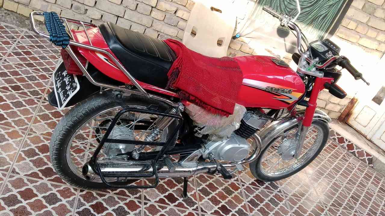 السلام عليكم ماطور ساسوكي موديل 26 سكنر للبيع 
***********
