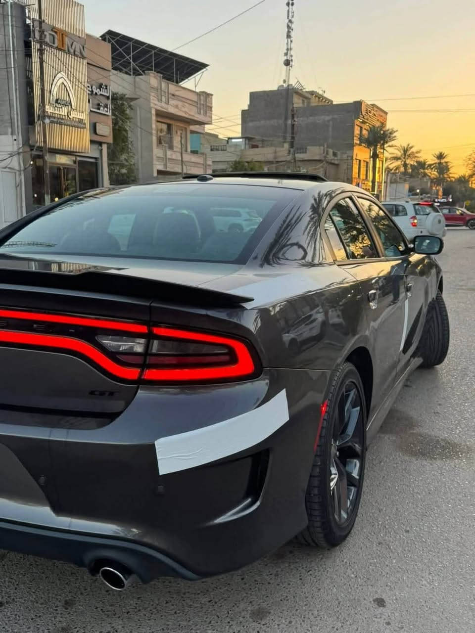 جارجر جي تي بلص
فول 1 /1 رادار جانبي 
‏CHARGER GT Plus 
اخر اصدار لاست كول 
الموديل :2023 . (خليجي)  النداء الاخير. وكاله هارلم 
العداد :16 الف ميل  سياره بعده بحالت زيرو  
الضمان : 3 سنوات او 60 الف كيلو متر . 
المحرك : V6.  3.6L
مكفوله من الصبغ و التبديل ماعدا  بارد باب ورى سايق وبي دي ار  باب ورى العبري  
مرقم بغداد الجديد كامل تحويل ثاني يوم 
المواصفات : رادار جانبي…….
* جناح خلفي اسود. 
* ويل قياس 20 انچ اسود . 
* مقود القيادة رياضي . 
* مقاعد رياضية من الشاموا الأسود.
* نقطة عمياء . 
رادار جانبي.
* مصابيح أمامية زنون . 
* كشافات الضباب زنون . 
* المصابيح الأمامية مع LED . 
* حساسات خلفية. 
* شاشه كبيرة مع نظام ملاحة نفكيشن GPS . 
* سستم صوت الپاين .
* فتحة سقف (سلايد) . 
* المقاعد الأمامية كهربائية . 
* ذاكرة لحفظ وضعيات الجلوس (ميموري) . 
* مقاعد أمامية تبريد وتدفئة . 
* تشغيل عن بعد . 
* المقود كهربائي . 
* تدفئة مقود القيادة . 
* محدد سرعة . 
* تلفون بلوتوث . 
* كاميرا خلفية .
* مرايا متحسسة للاضاءة العالية .
* كير شفتر بالستيرن . 
* دخول ذكي (بصمة) .
مكاني بغداد
*********** هاتف
