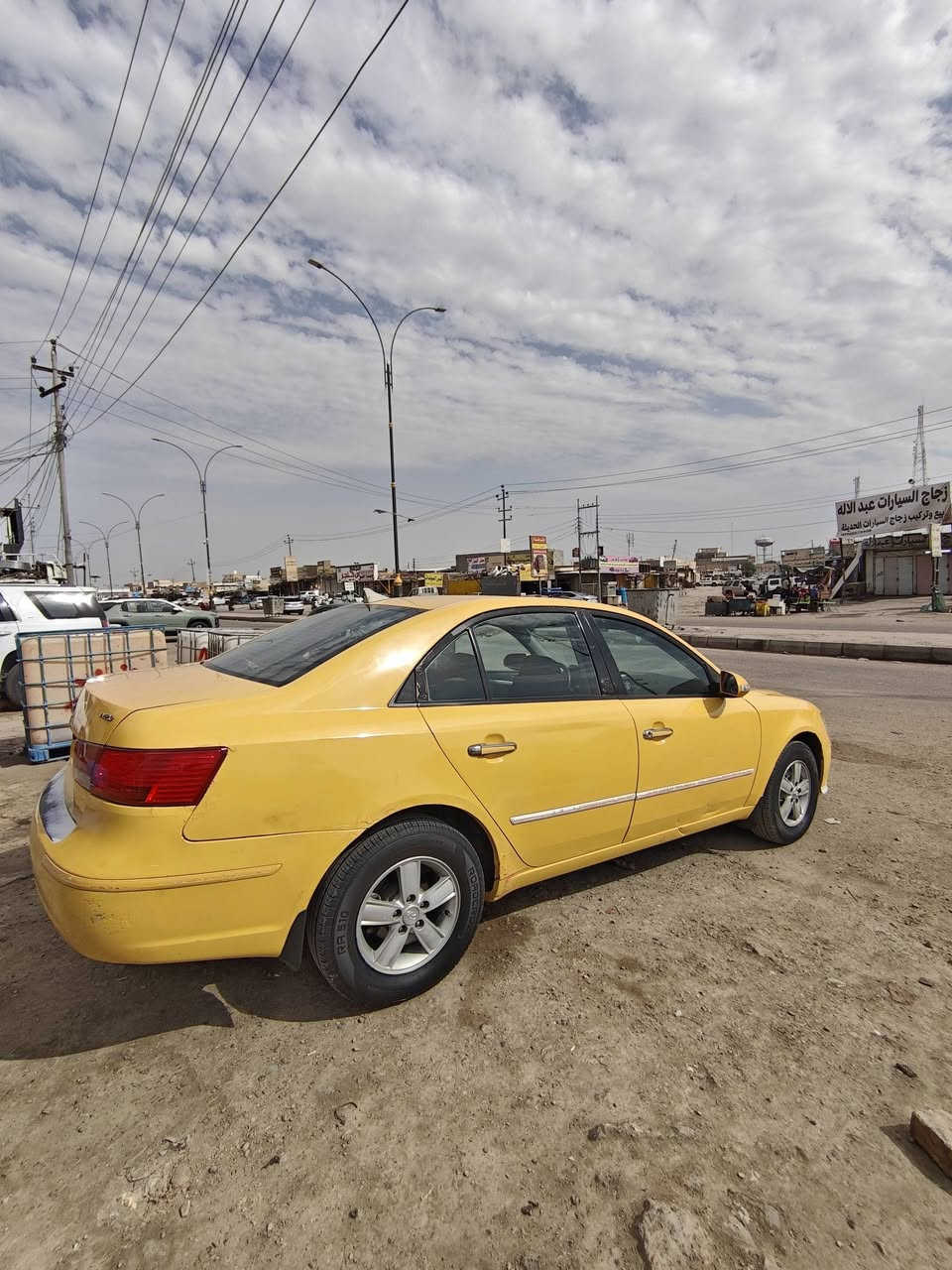 سوناتا موديل 2011 بيها جاملغ سطحي امامي وهلال خلفي سيارة جاهزة تخم تاير حدادية خط بصرة عمارة رقم انكليزي محرك 2000 وكير كفالة السعر(80) اتصال: ‏
‏‪***********‬‏
‏‪***********‬‏
