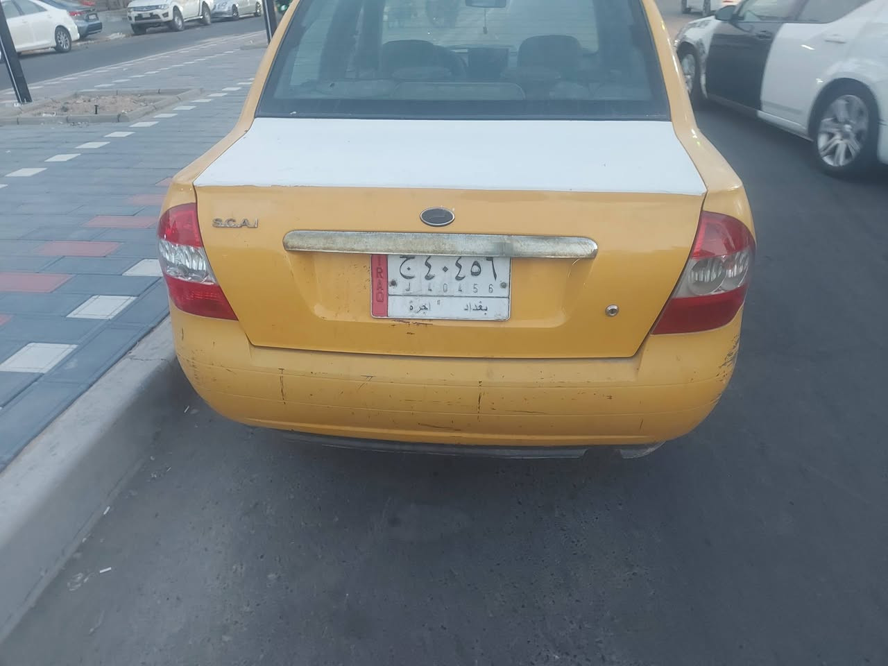 طيبة موديل ١٥ بغداد 
تدفئة تبريد 
كلج جديد 
مكينة بيها خيط تبخير بدون تنقيص مداريها بالدهن 
بيها بابتين صبغ بدون دواخل 
نواقصها بسيطة 
بوربرن امامي 
زوج تايرات 
باتري ضعيف 
تحويل ثاني يوم 
هيئة مصفرة
سعر ٣٠ 
***********
