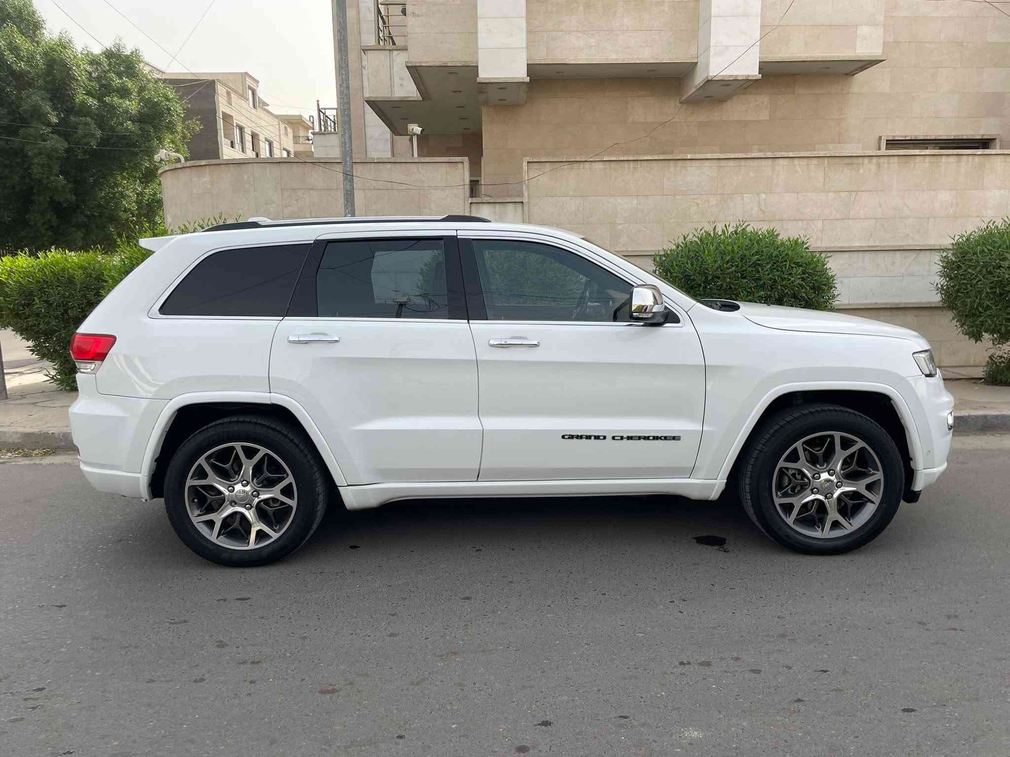 جيب أوفرلاند • ٢٠٢٠ • ٦ سلندر