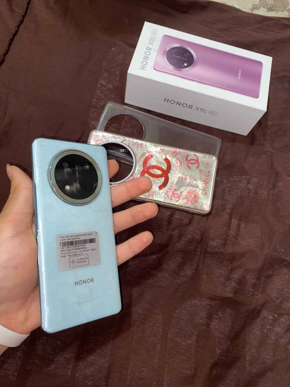 هونور x9c 5g جديد استخدام اسبوعين وكلش خفيف استخدام
مساحة 256
العشوائية 12+12
بطاريته 6600 كلش ممتاز ومايصرف
الشاشة 120 هرتز وبالالعاب 60 هرتز
المعالج كلش قوي
يشحن 66واط
كامل ملحقات شاحنة وكارتون والضمان مالته وكفرات ثنين وياه نسائي وشفاف
سعره 390 وبي مجال بسيط كلش لان والله بعده جديد ماخذه ب 450
عنواني بالبصرة الجزيرة
*********** شط العرب, البصرة
