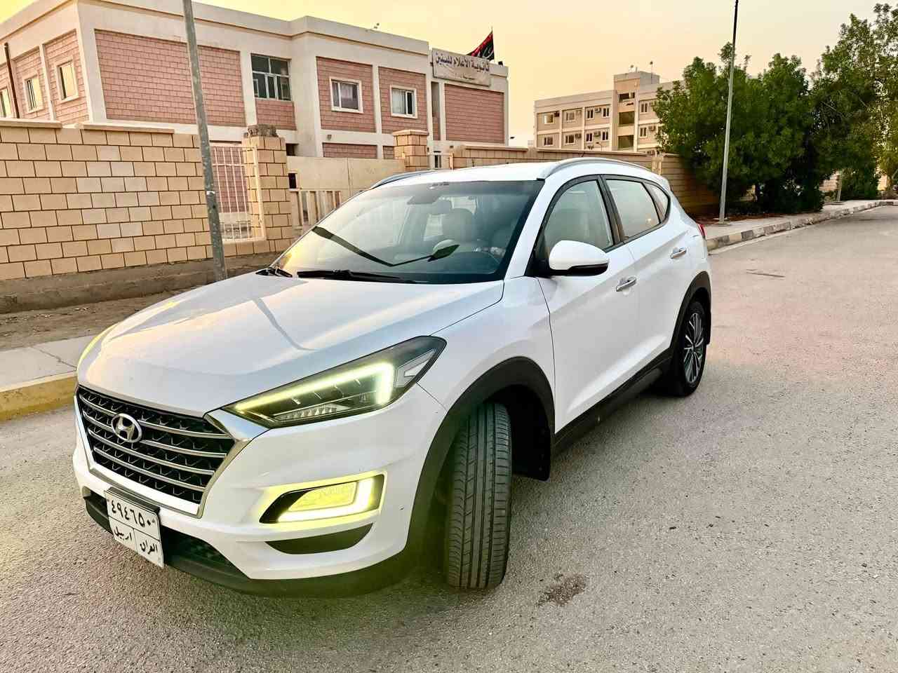 🚨 للبيع توسان نظيفة🚨موديل 2019

إذا تدور على سيارة مرتبة وتستاهل، هاي فرصتك 👌
توسان بحالة ممتازة، نظيفة من الداخل والخارج، وما تحتاج غير تشتريها وتتوكل.

🔥 السيارة تستاهل المشاهدة
🔥 الفحص مفتوح
🔥 السعر قابل للتفاوض بالمعقول
❌ رجاءً عدم بخس السيارة
 ملاحظات يوجد بارد في بدايه البنيد يوجد بارد في القماره قليل مع بعض الملاحظات تكحيل بسيط سبب البارد سقوط طابوق السعر 174 رقمي *********** مكان سياره حله قرب مطعم ثابت
