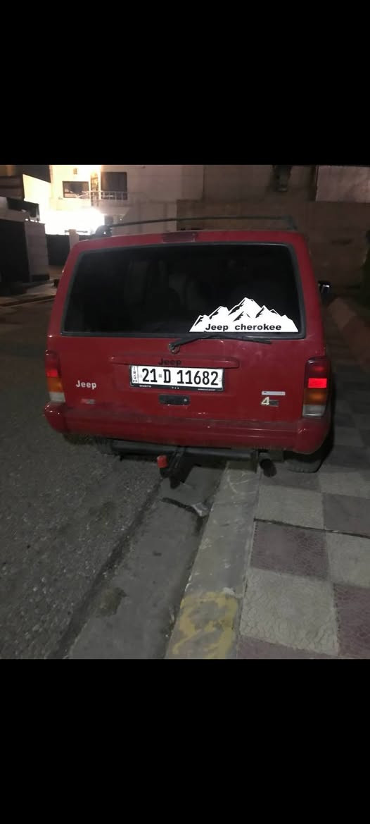 جيب شيروكي شخاط ٦ سلندر عدل رقم سليمانية ٢٠٢٧ سيارة بدون صبغ فقط قطعتين كلير أوربا گير مكينه شرط موديل ٢٠٠٠ شرط التحويل سعر ٦٥ ورق ومجال قليل *********** واتساب و *********** مكان السيارة كركوك
