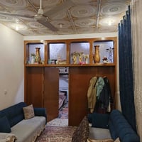 دار للبيع • ١٠٠م • حي الشهداء