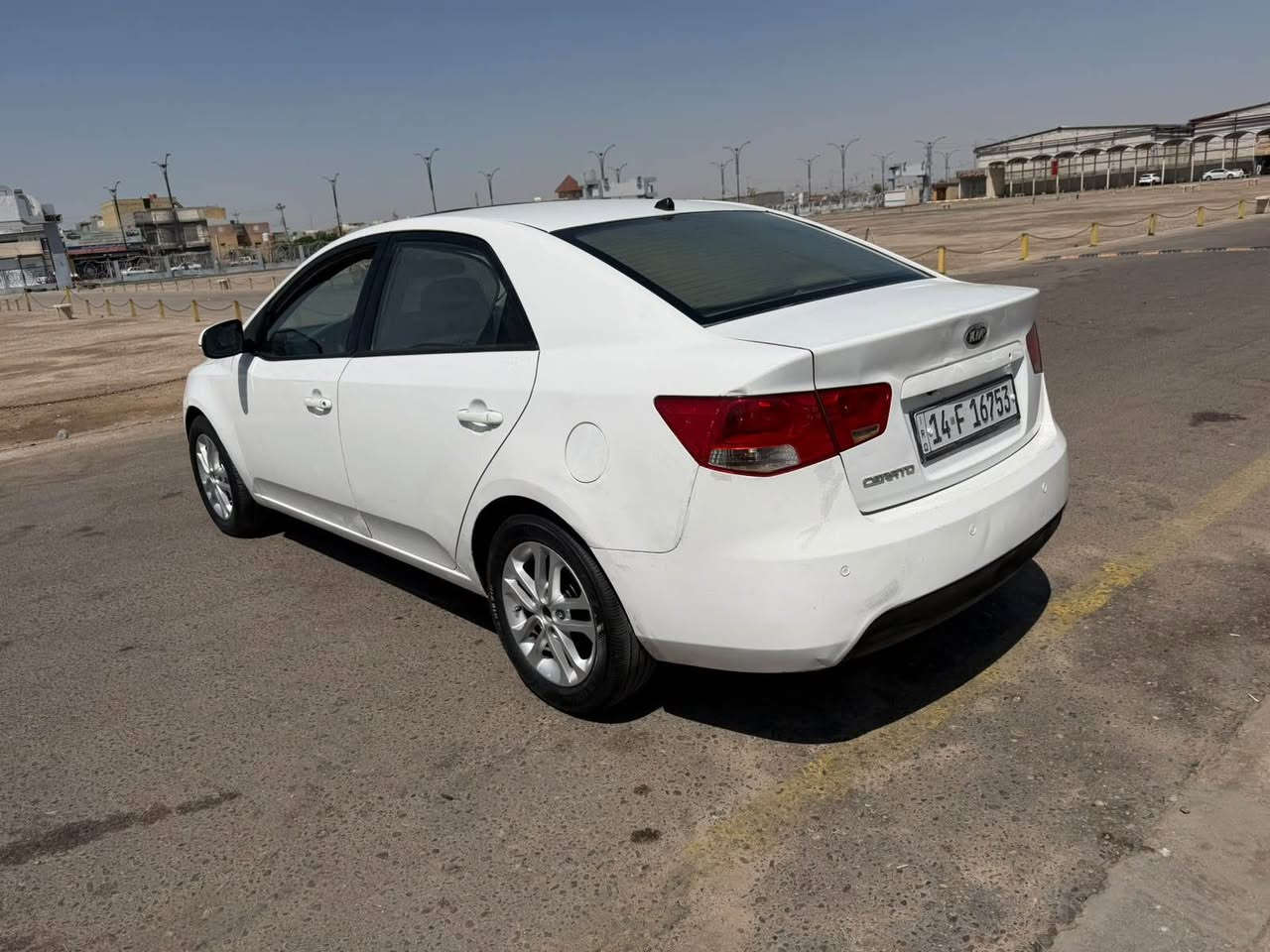 كيا سيراتو ٢٠١١ خليجي مكينه وكير دوش مكفولات بيه فقط باب صبغ البقيه كفاله من الضربه والتبديل والصبغ تبريد ثلج حداده 90% كهربائيات كله شغاله سعر ٨٥. مكاني بصره رقم *********** البصرة, العراق
