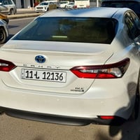 كامري 2024 هايبرد وكالة عبداللطيف فول مراصفات ماشية 30.000 مكفولة من ب...