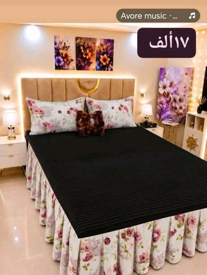 فرشات خاوليسعر١٦
توصيل موجود كل محافظات 
بابل ٣محافضات ٤

نص مكتوب في الصور:
- @9_2omal
- مقدف شتائي 16 الف
- ١٧ ألف
- Avore music ·... ♫
