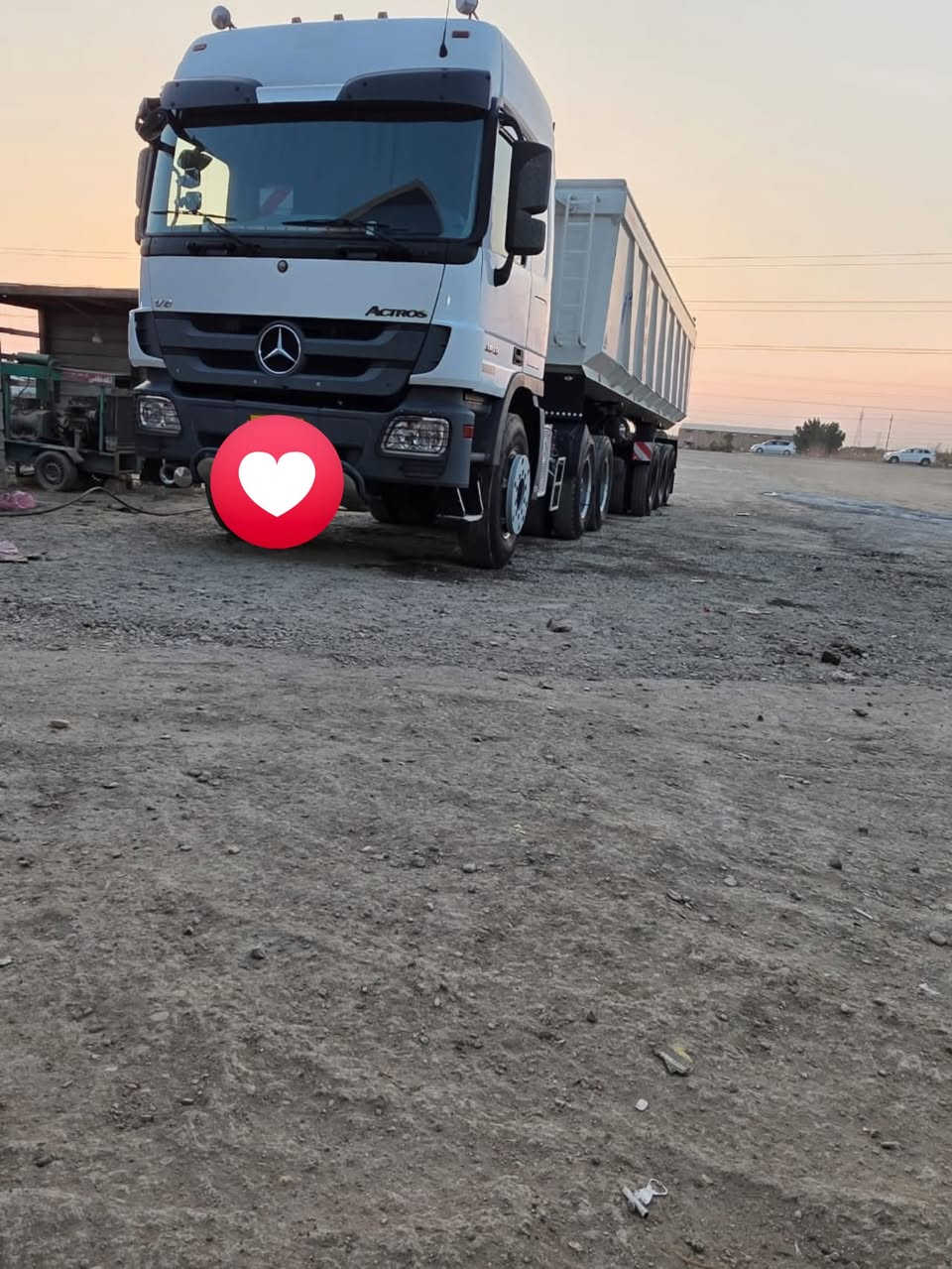 اكتروس • ٢٠٠٧ • عربانة حوضية