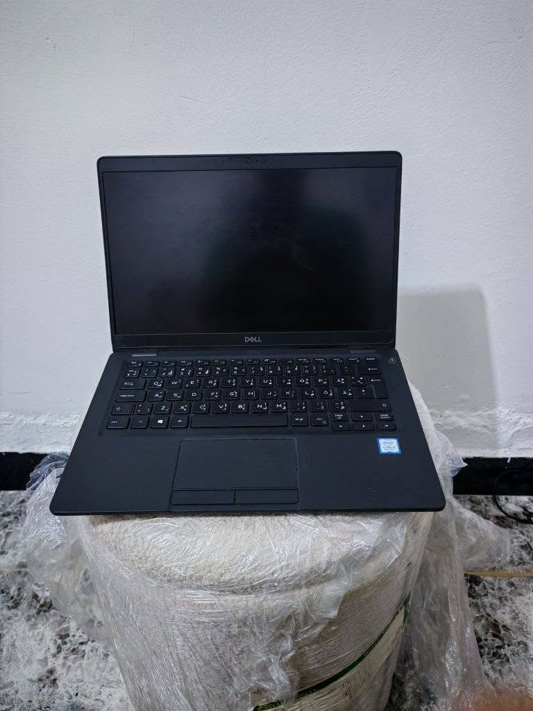 لابتوب dell
Cori5 gel 8
جيل ثامن
RAM 8 DDR4
HARD 256 SSD M2 السريع
كارت شاشه مدمج intel حجم 4G
حجم 14 FHD
وندوز 11 
بطاريه تنطي من 6 ساعات فما فوق 
نضافه 95 
منصب عليه GTA 5 
لل العاب المتوسطه و الهندسه والتصميم 
لابتوب عملي جداا
سعر 200 قفل لا يوجد بهاذه سعر 
مكاني بغداد توصيل موجود 
رقم ***********
