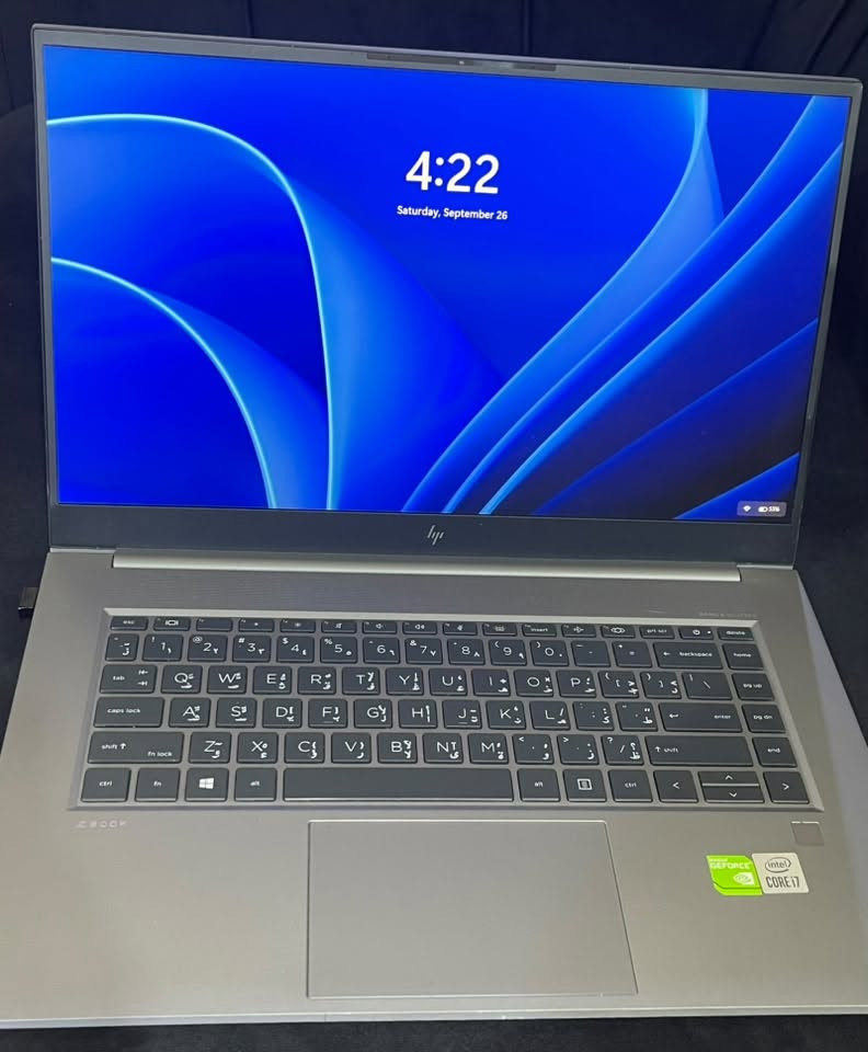 سلام عليكم
‏💻  حاسبة HP ZBook للبيع

المعالج: Core i7 – الجيل العاشر

تحتوي كارتين شاشة :

كرت الشاشة خارجي : NVIDIA Quadro T1000 4GB

كرت شاشة داخلي  Intel UHD

الرام: 32GB DDR4

التخزين: 512GB SSD

النظام : Windows 64-bit

حساس شاشة للفتح التلقائي 

الجهاز نظيف وحالته ممتازة

 كيبورد عربي إنكليزي 

مع ملحقات:

1️⃣ ماوس وايرلس

2️⃣حقيبة 

3️⃣ شاحن أصلي مال الحاسبة

جميع القطع أصلية وبدون تبديل

مناسب للدراسة والهندسة و برامج التصميم

واتساب : ***********
