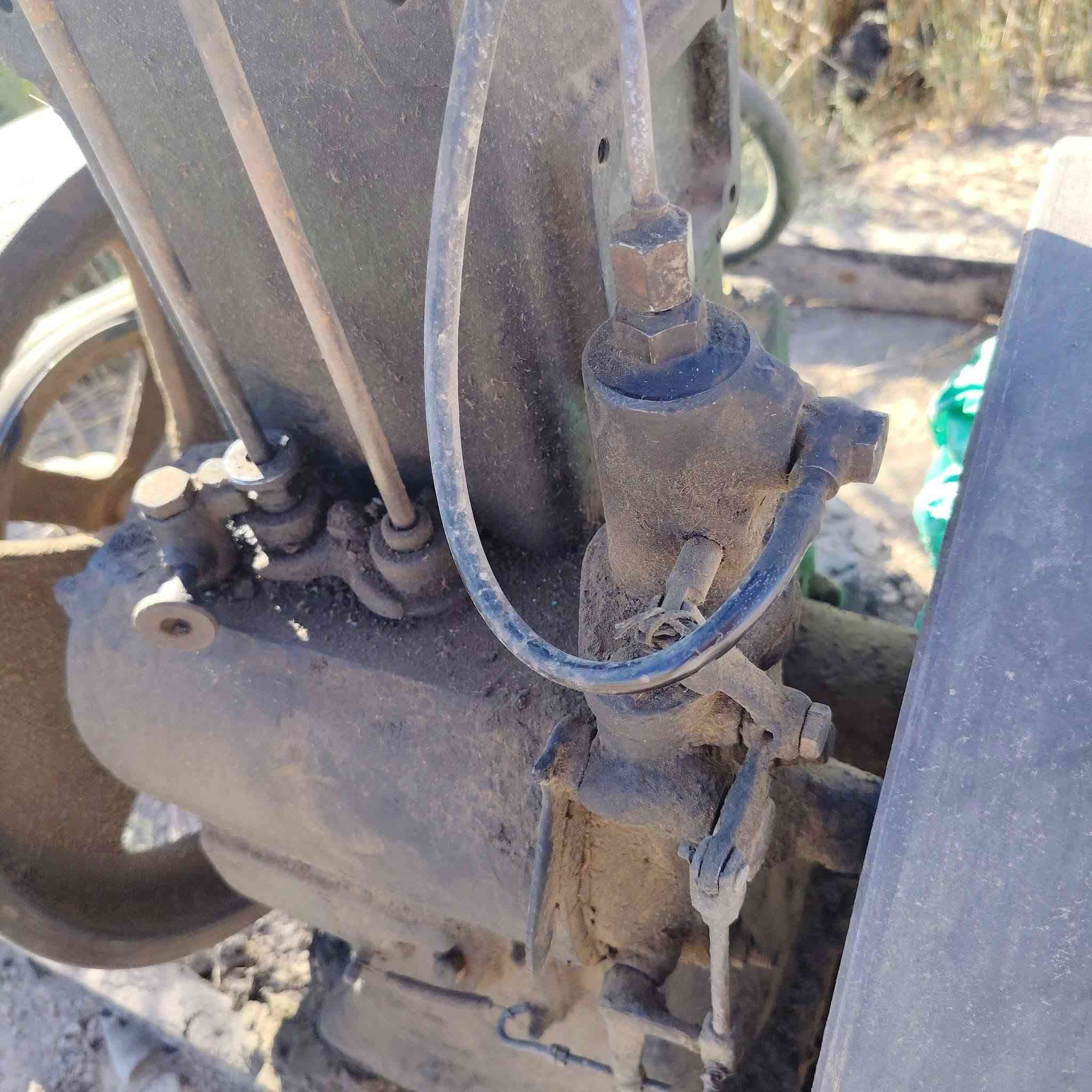 سلام عليكم
للبيع ماطور لستر 8حصان مجفت جديد رنكات جواكيج بستم سلندر دشلي جديد خنزيرا ام الاربعه كامل عداا المذب سعر 450وبي مجال
عنوان بغداد اليوسفيه
 ***********
