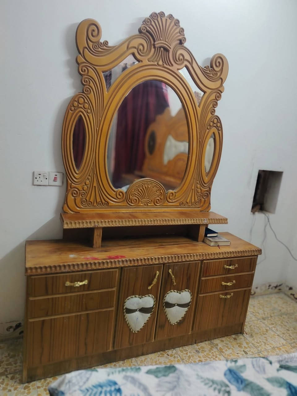 غرفة للبيع
للاستفسار على الرقم ***********
