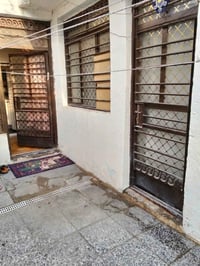 مشتمل • ٧٥م • واجهة ٨