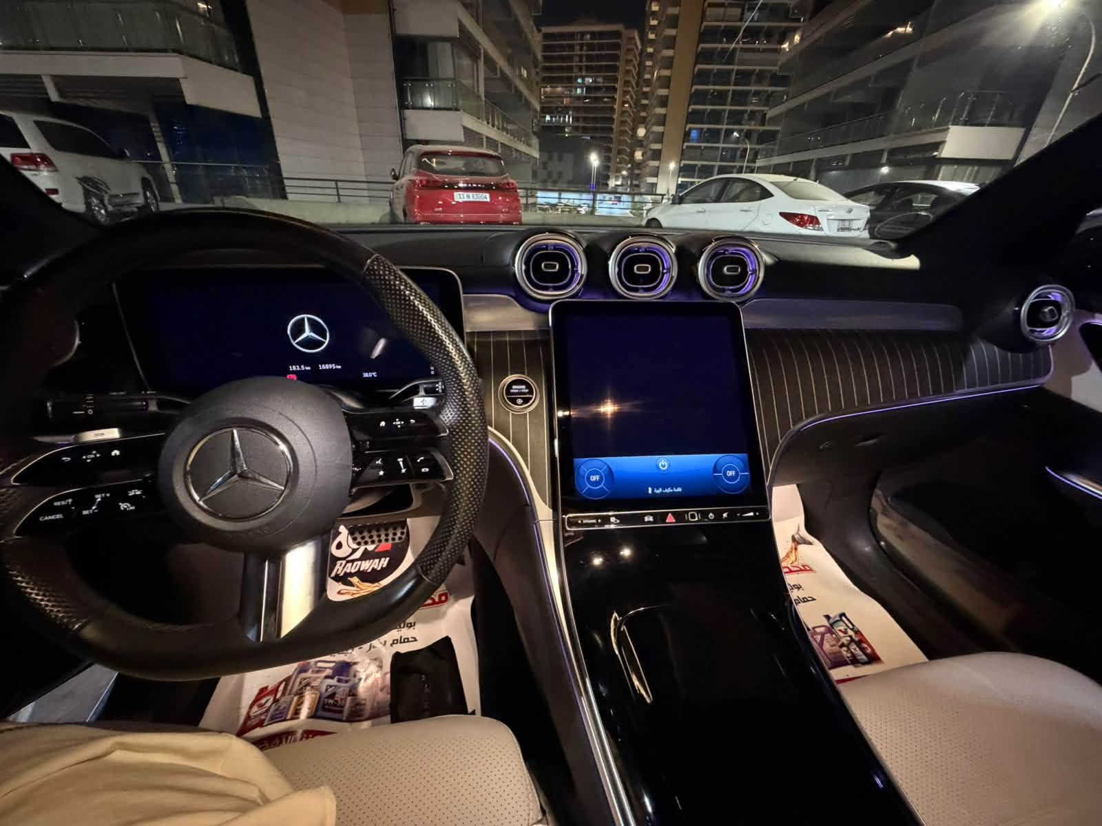 مارسيدس GLC200 coupe AMG
موديل ٢٠٢٥ 
وارد امريكي كلين تايتل 
ماشية ١٧٥٠٠كم
فول موصفا
رقم أربيل السعر 57 الف دولار 
مكان بغداد تواصل ***********
