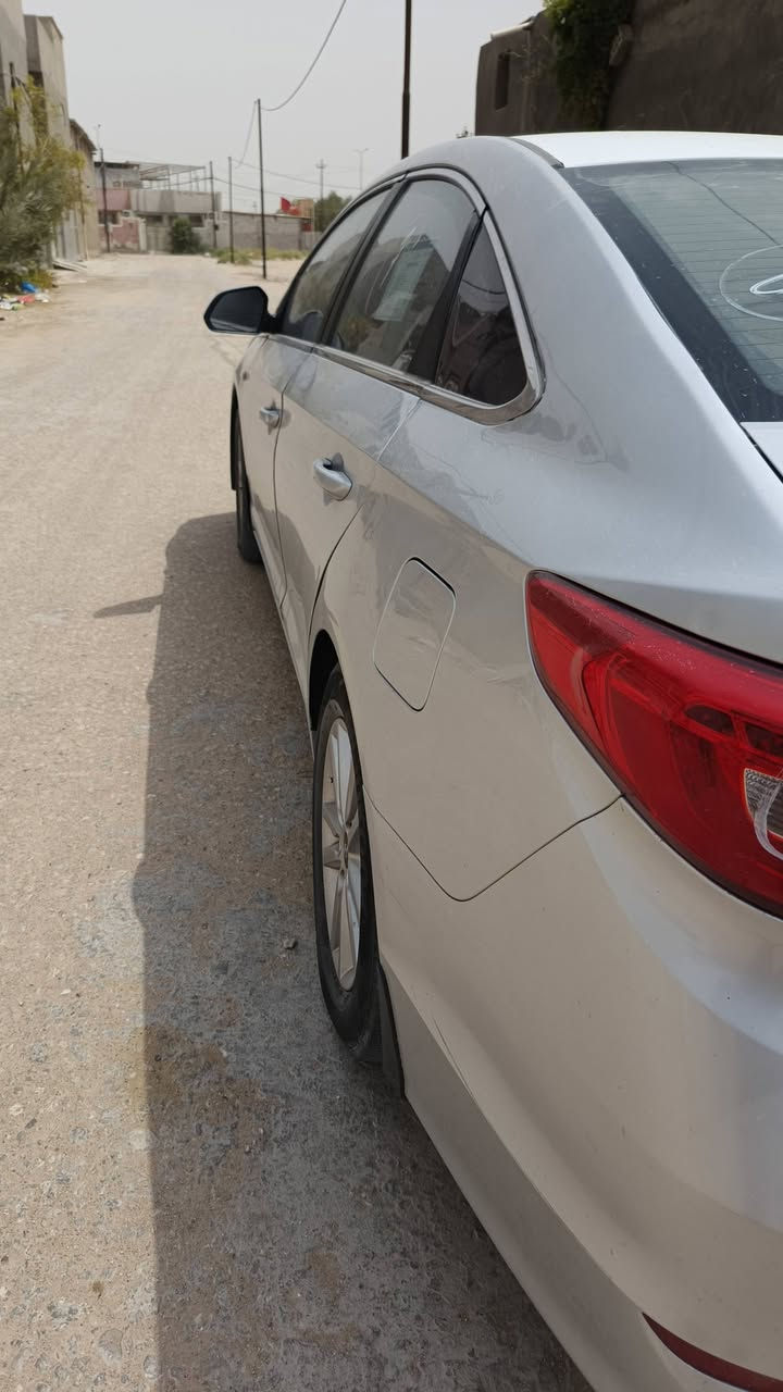 سلام عليكم
سوناتا موديل ٢٠١٦خط واحد غاز مكينة كير شرط سيارة جديدة سعر ٤٠  بسعر موديل ٢٠١١   
رقم الهاتف***********

