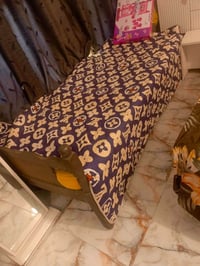 اغراض للبيع مستعجلين عليهن   متواجد ع وات 07754099037 للاستفسار