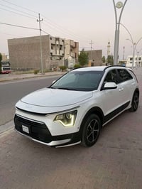 للبيع كيا نيرو موديل 2024 وارد امريكي حجم المكينه : 1600 هايبرد  لون ا...