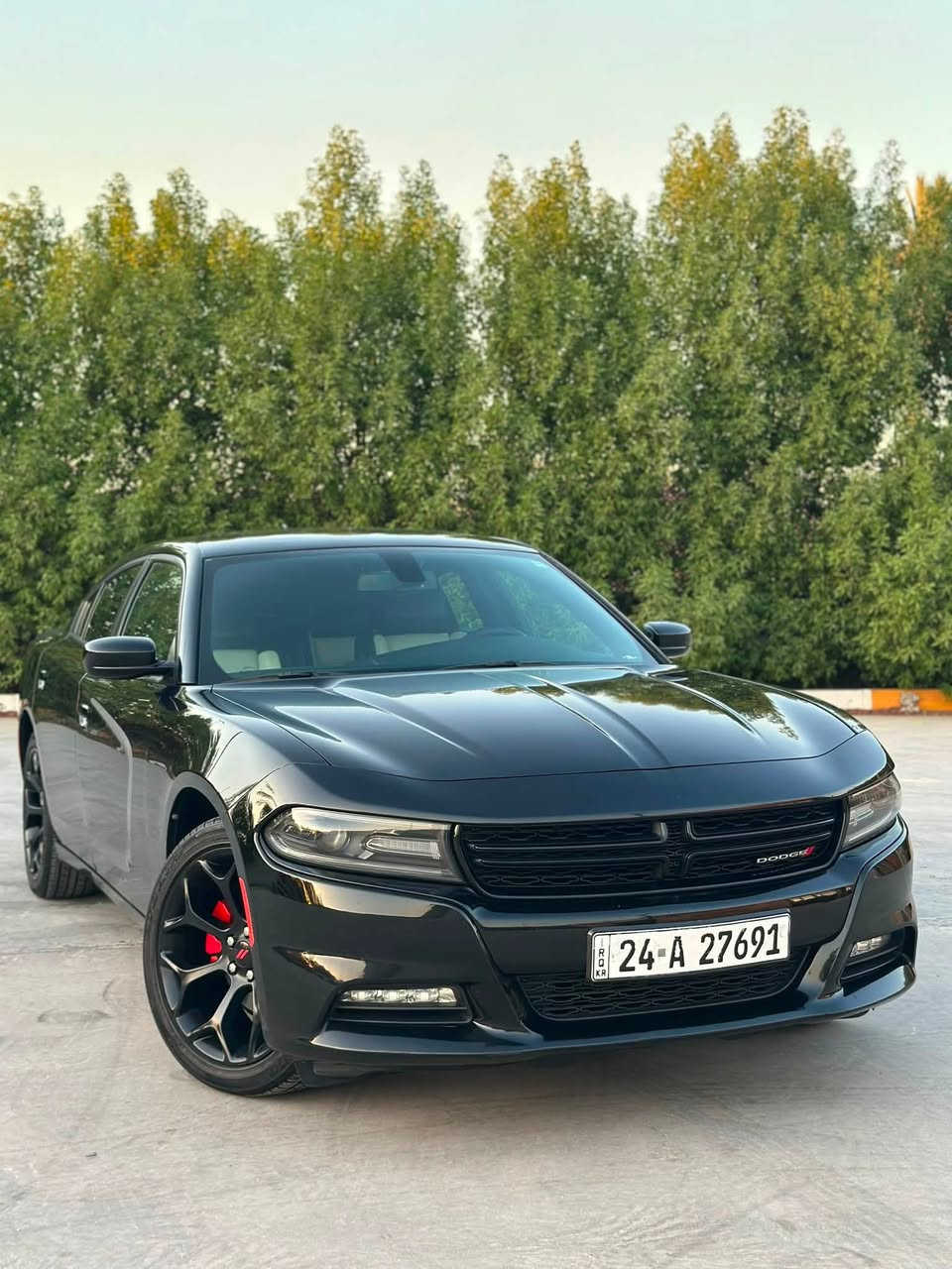 Dodge charger 2018  sxt plus clean title 
السلام عليكم دوج جارجر موديل 2018 sxt plus كفالة كلين تايتل 
المواصفات : 
السيارة فول مواصفات عدا السلايت 
مقاعد جلد تدفئة وتبريد 
مقاعد الخلفية تدفئة
مقاعد خزن ميموري 
شاشة جبيرة 
حساسات خلفية 
لايت زنون
رادار جانبي 
نقاط عمياء 
تو ويل
وبعد المواصفات المعروفة 
 ملاحظة🛑
السيارة بيها مكان بارد واحد كلش صغير فقط 

رقم السيارة دهوك الجديد 

للاتصال: ***********
