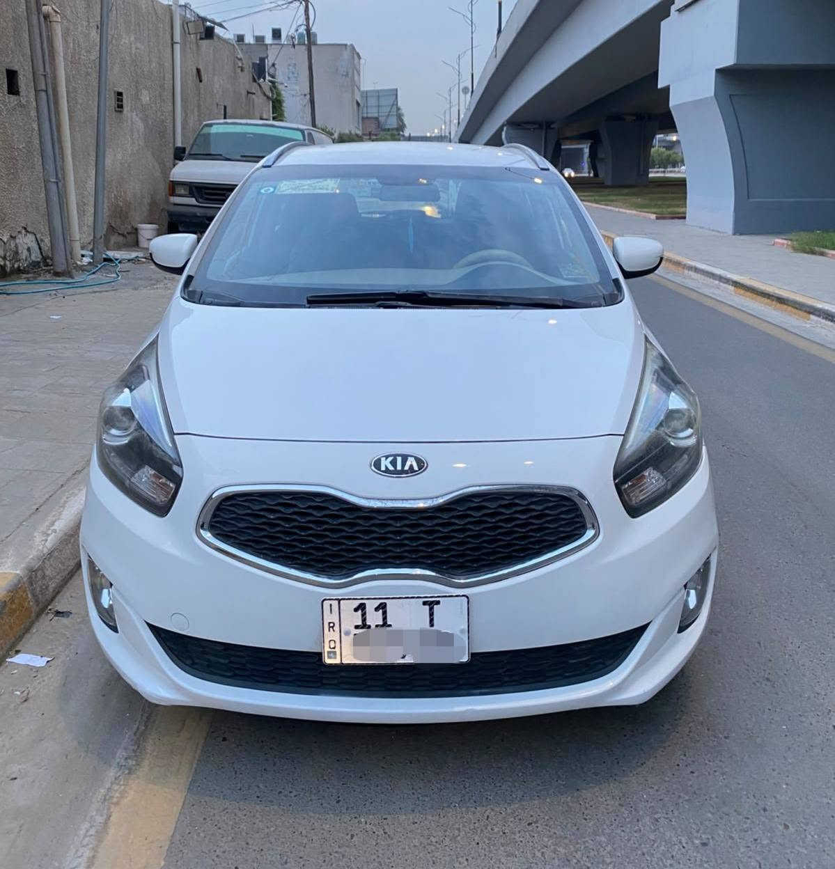 كيا كارينز • ٢٠١٥ • رقم بغداد